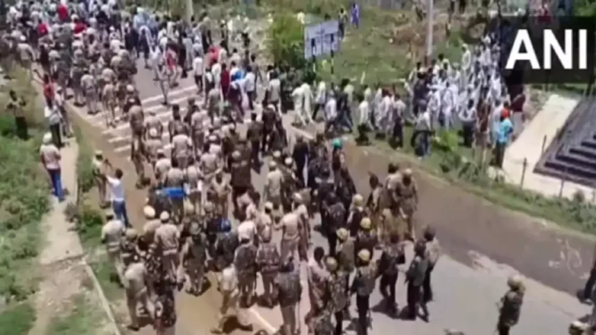 MSP disrupts Delhi-Chandigarh National Highway.