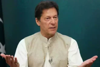 Pakistan's Former Prime Minister Imran Khan Faces New Challenge as Disgruntled Party Leaders Join Forces for General Elections