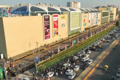 Lulu-Mall-Lucknow-