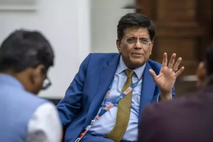 Piyush goyal in meeting