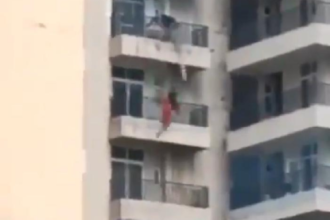 woman-jumps-from-balcony