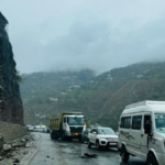 Landslide on Jammu-Srinagar National Highway