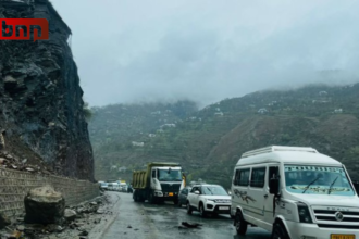 Landslide on Jammu-Srinagar National Highway