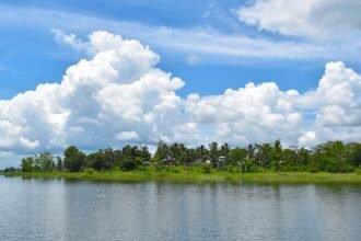 Dumboor Lake
