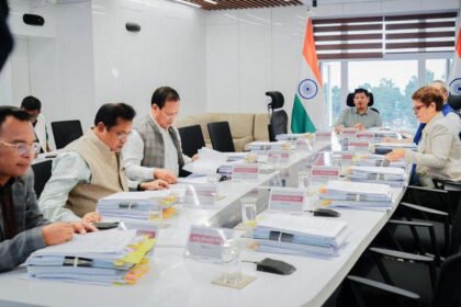 officials on a meeting