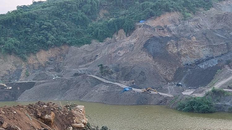 Former coal workers in Margherita protest for mining resumption