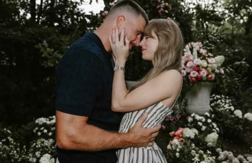 Taylor Swift engaged