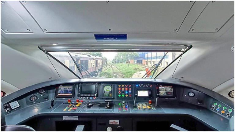 Vande Bharat Sleeper Train Delay: Trial-Ready Rakes Sent Back Over Quality Concerns