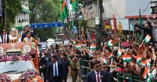 PM Modi receives massive public support during Gangtok roadshow in Sikkim