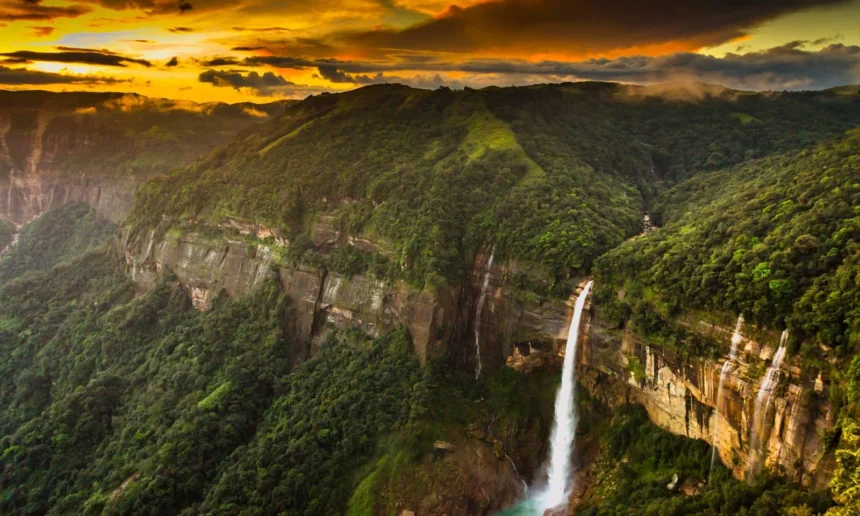 Tourists visiting scenic landscapes and waterfalls in Shillong and Cherrapunji during Meghalaya tourism season
