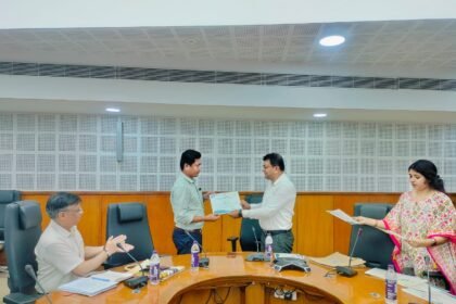 Officials discuss infrastructure coordination between Tripura government departments and TTAADC for development planning