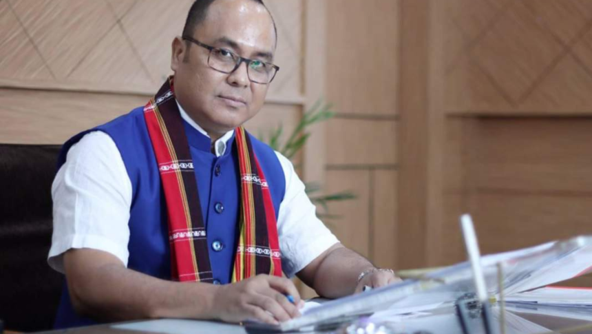 Tripura Minister Animesh Debbarma distributing smart devices to forestry officials under the FIGS initiative