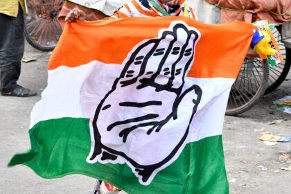 Congress leaders addressing the media while criticizing delays in the formation of a fully operational government ministry.