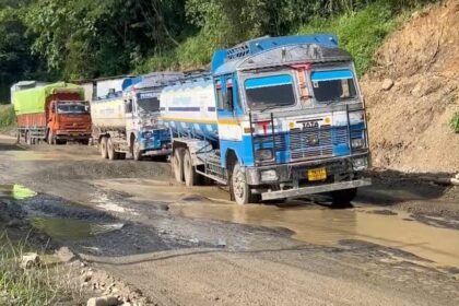 Public Works Department teams clear debris from the NH-2 highway in Kangpokpi, restoring road connectivity and ensuring safer travel during the monsoon season.