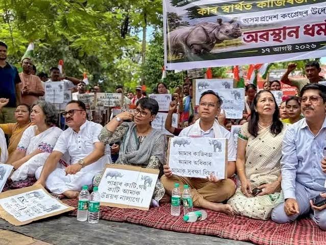 Kaziranga ESZ protest grows now over 10 km demand