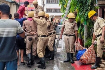 Tarapith hotel fire now leaves eight dead in Bengal