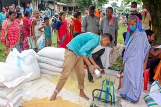 Temporary relief camps receive food-security support under PMGKAY for more than 21 lakh recorded beneficiaries.