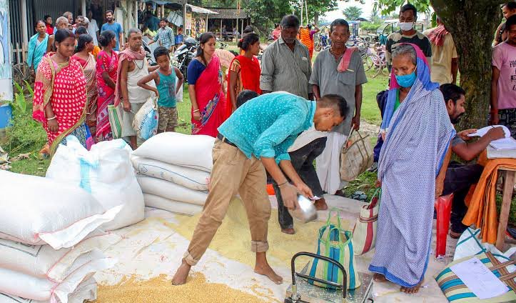 Temporary relief camps receive food-security support under PMGKAY for more than 21 lakh recorded beneficiaries.