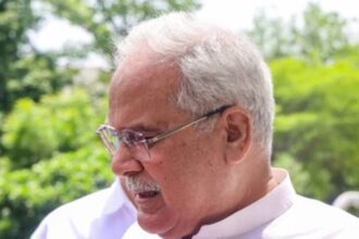 Bhupesh Baghel criticises Assam Chief Minister Himanta Biswa Sarma over flood relief and rising prices during a political exchange.