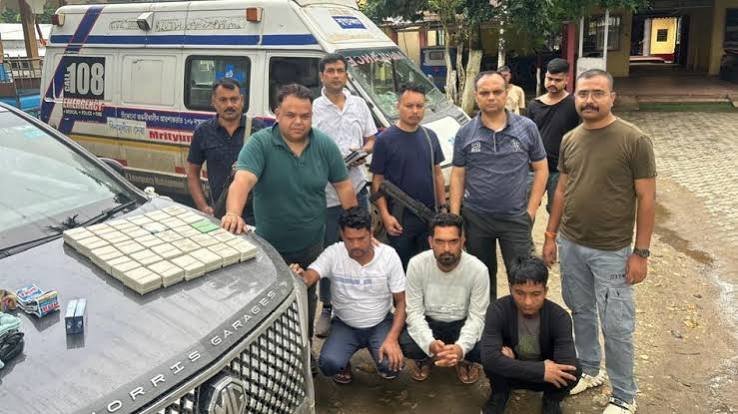 Bishalgarh police operation resulting in the arrest of a suspected drug peddler and seizure of alleged narcotics in Tripura.
