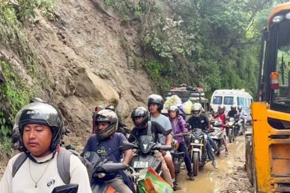 Debris clearance operations restrict traffic along the Ravangla–Yangang route near Gogunay in Namchi district, Sikkim.