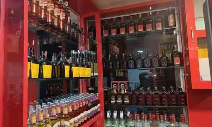 Assam liquor bottles now allowed in smaller sizes at bars and restaurants