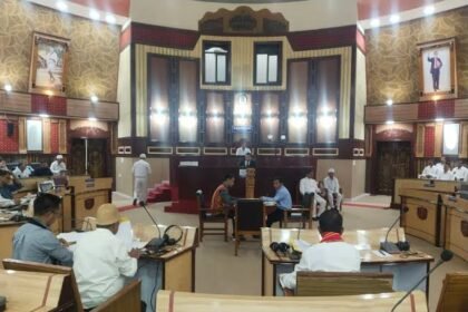 TTAADC representatives discussing greater financial autonomy during Tripura’s autumn session.