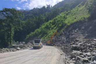 NH-10 at Bardang and 20th Mile in Sikkim reopened for traffic after landslide clearance and restoration work